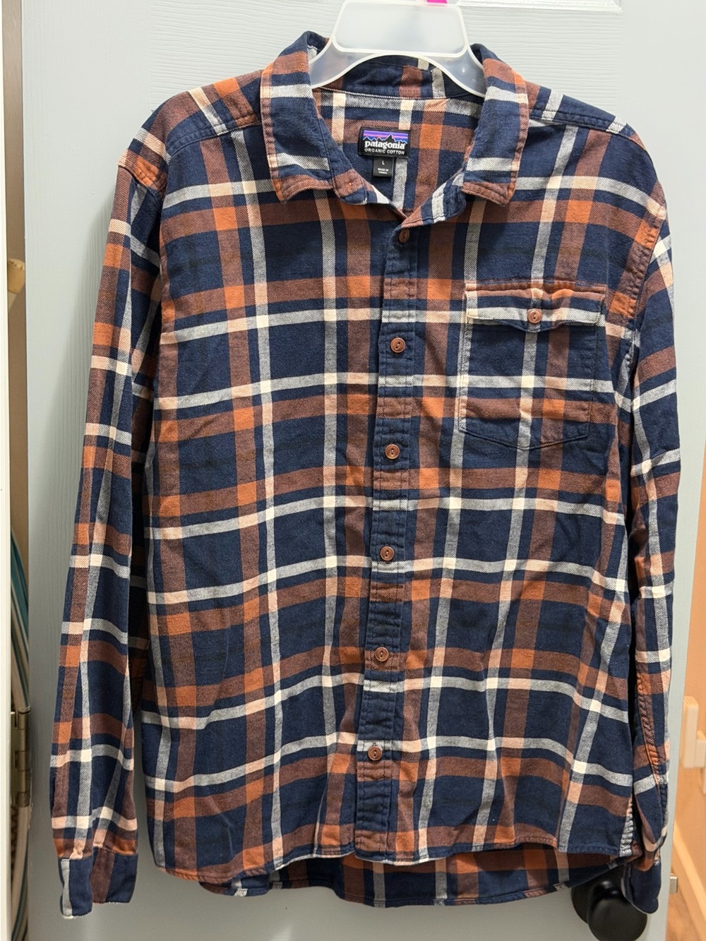 Patagonia Organic Cotton Women’s L Flannel Long Sleeve Orange & Navy Plaid Shirt